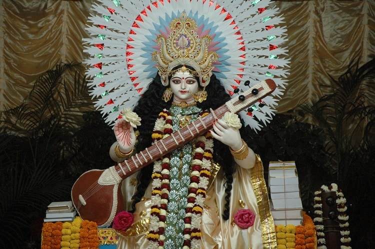 Maa Saraswati Puja Murti